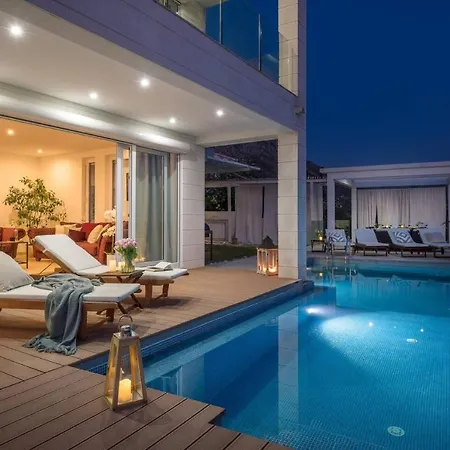 Villa Infinity