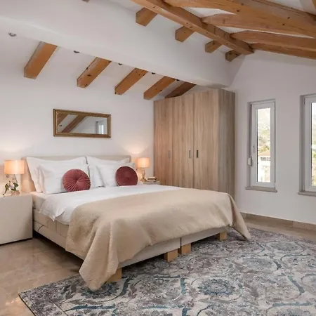 Villa Infinity